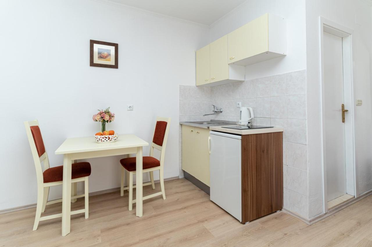 Benic Apartments Mlini Luaran gambar