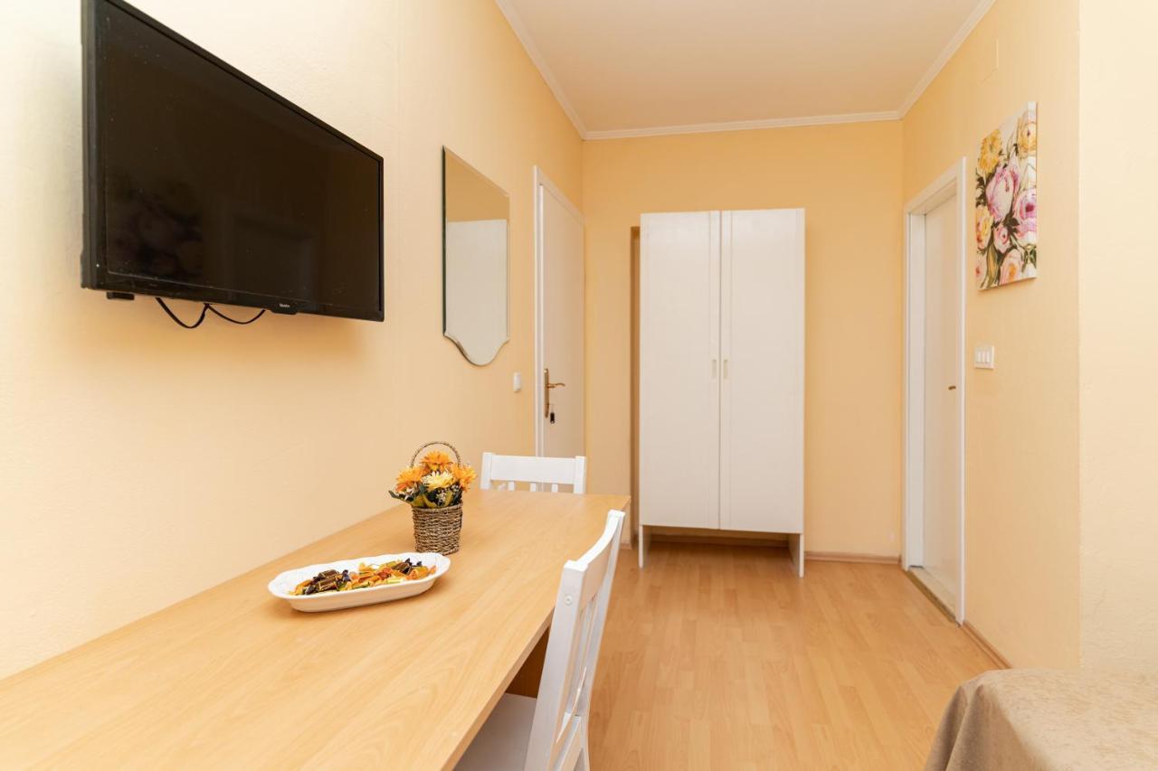 Benic Apartments Mlini Luaran gambar